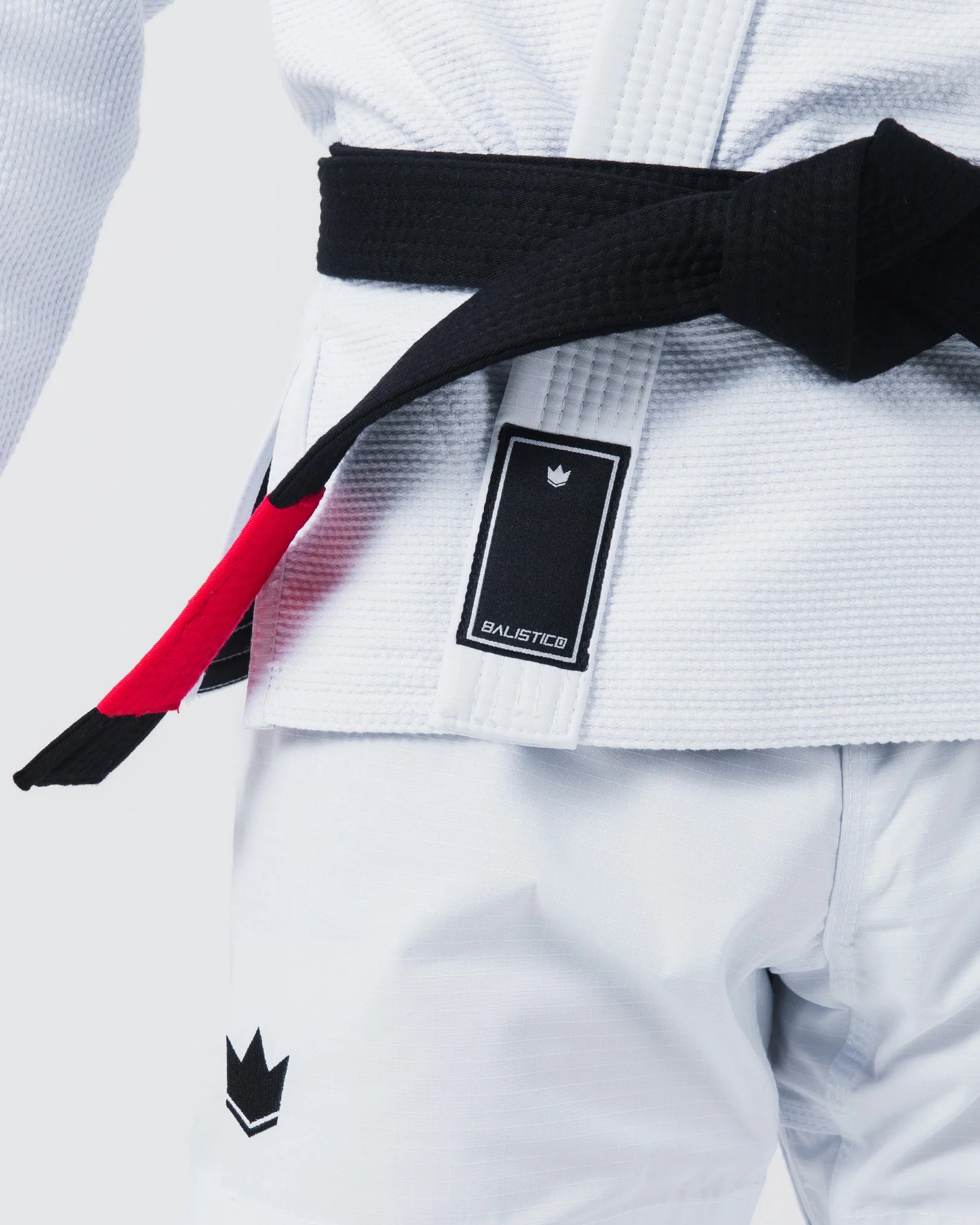 Kimono Brazilian Jiu Jitsu Balistico 4.0 poza facuta la detaliile kimonoului