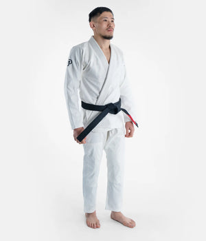 Kimono Brazilian Jiu Jitsu PROGRESS Alb Adulti poza facuta din dreapta modelului